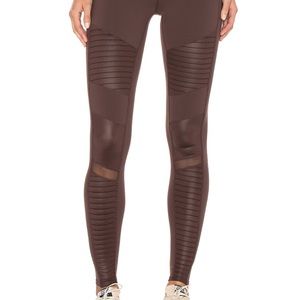 ALO High Rise Moto Legging in Mink
